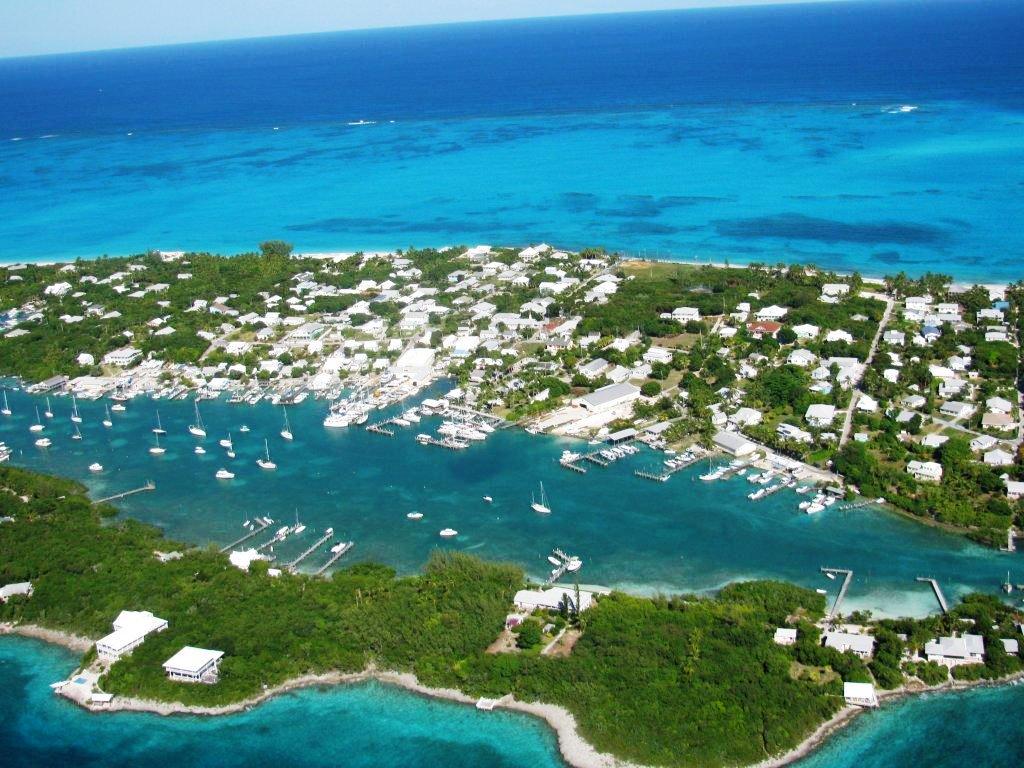 Bahamas Prime Location Coldwell Banker Man-O-War Cay Abaco